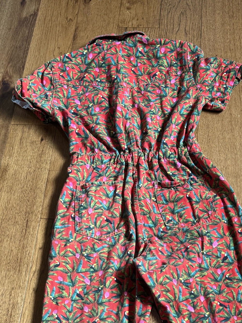 FARM Rio Red Tropical Print Short-Sleeve Jumpsuit - Picture 4 of 5
